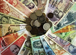 ЦБ разрешил россиянам покупать наличную валюту в банках 